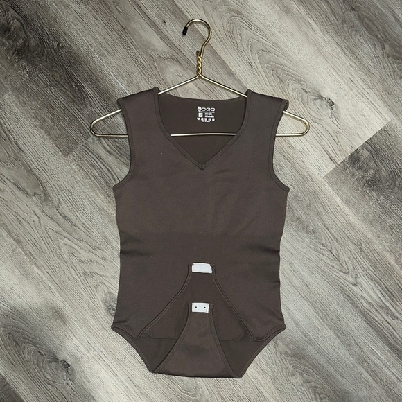 OQQ Women’s 1 Piece Sexy Ribbed V Neck Tank Top Bodysuit Brown SKU002 - Picture 2 of 6